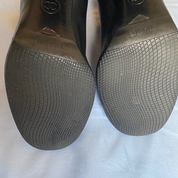 Authentic Chanel Black Bootie silver CC clasp. - Picture 5 of 6